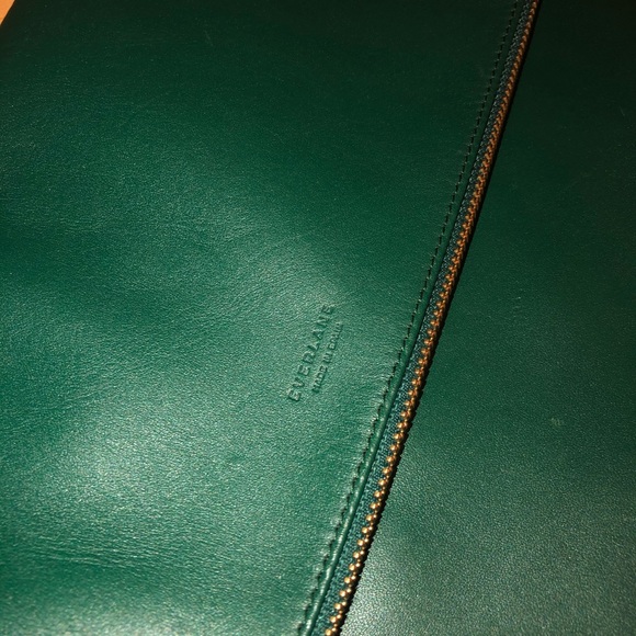 Everlane Foldover Crossbody Bag - Picture 4 of 6